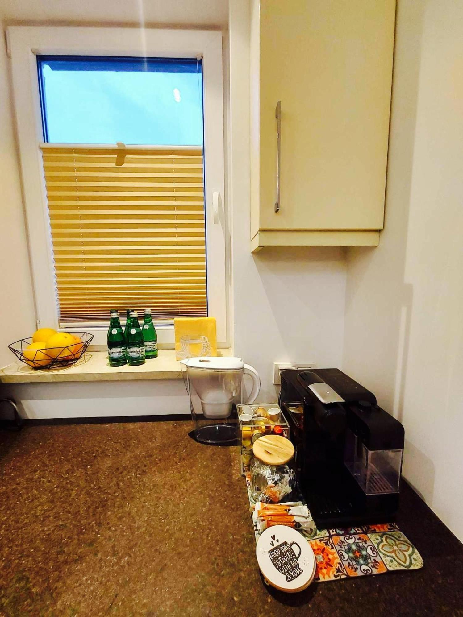 Krakowska Comfort - Strong Wifi And Free Parking Varşovia Exterior foto
