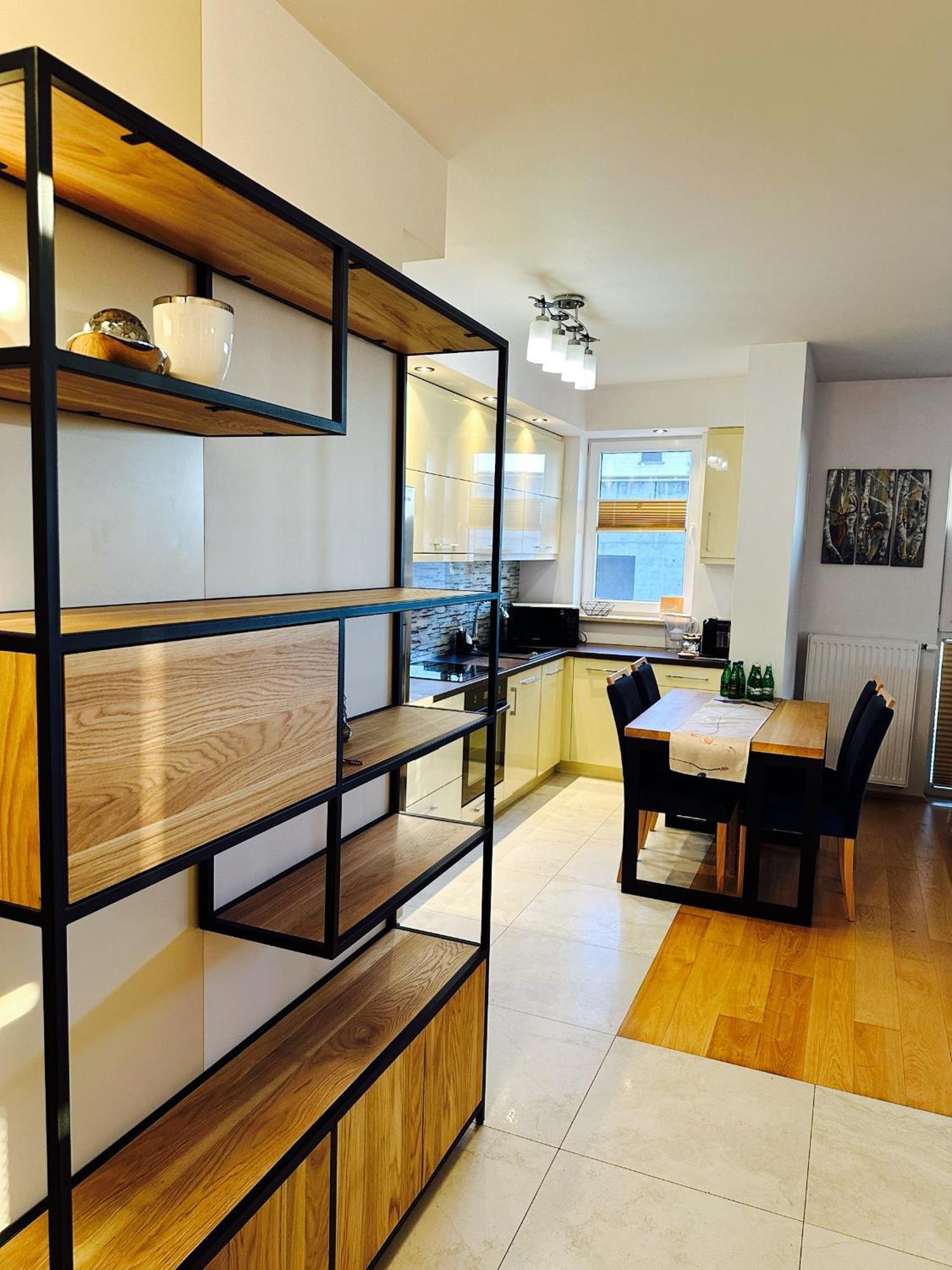 Krakowska Comfort - Strong Wifi And Free Parking Varşovia Exterior foto